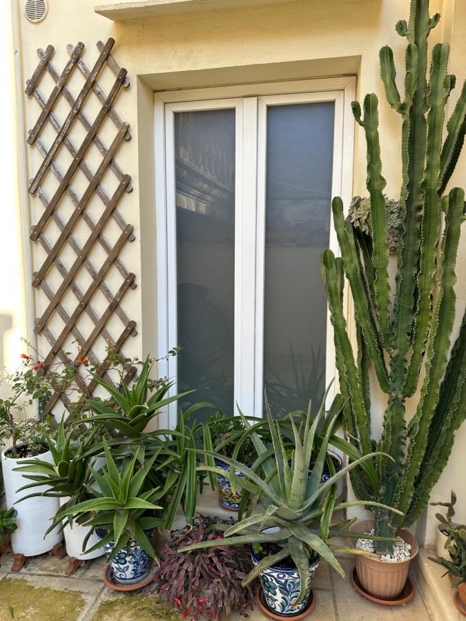 Charming Apt With Baroque View - Lecce Exterior photo